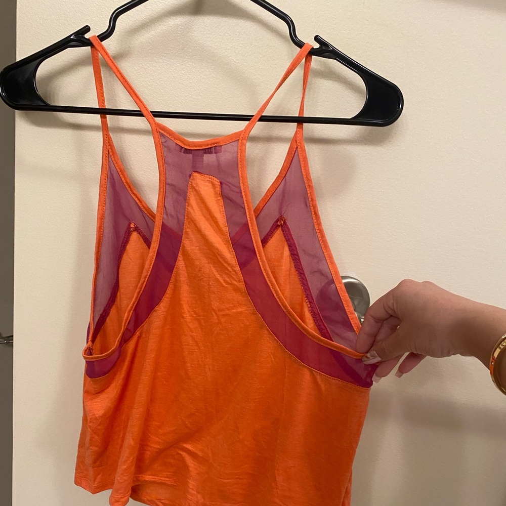 Summer Top - Picture 2 of 2